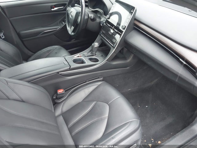 2019 Toyota AVALON XLE — фото 5
