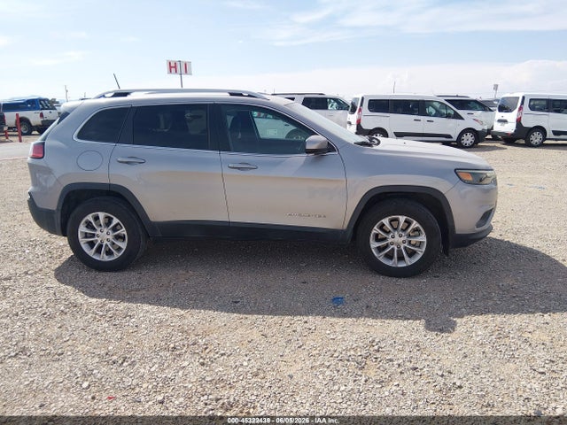 2019 JEEP CHEROKEE LATITUDE 4X4 13