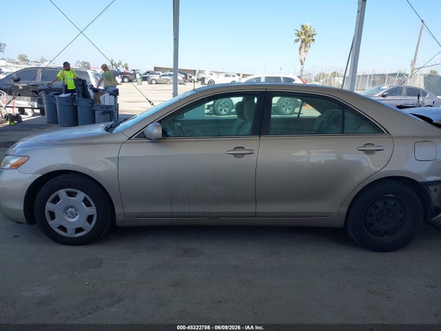 صورة مصغرة 14 لـ 2008 Toyota CAMRY LE