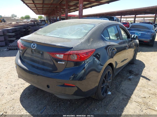 صورة 4 لـ 2018 Mazda MAZDA3 TOURING