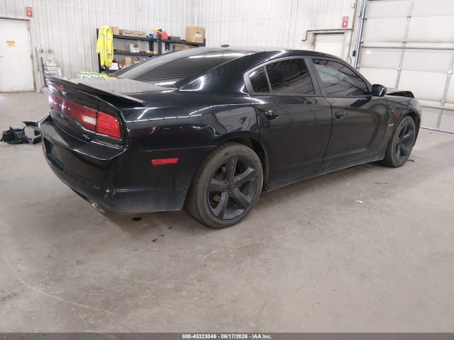صورة 4 لـ 2014 Dodge CHARGER R/T