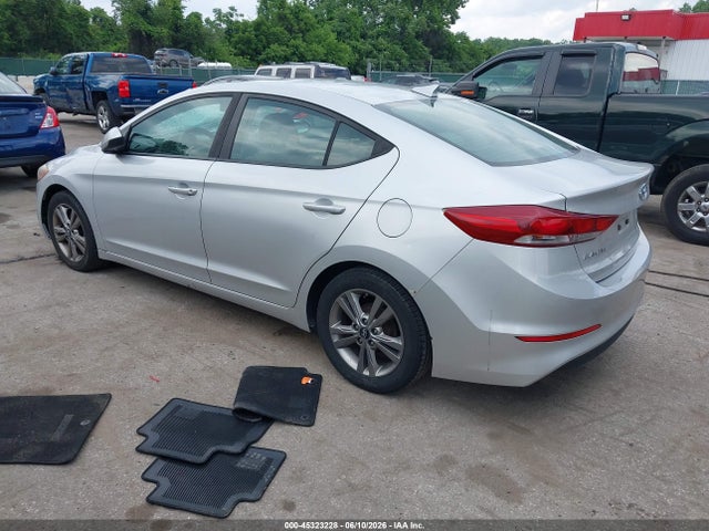 2017 Hyundai ELANTRA SE — фото 3