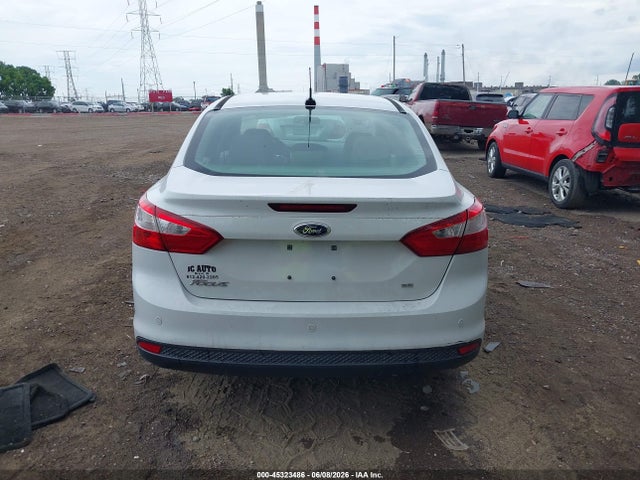 صورة مصغرة 16 لـ 2014 FORD FOCUS SE