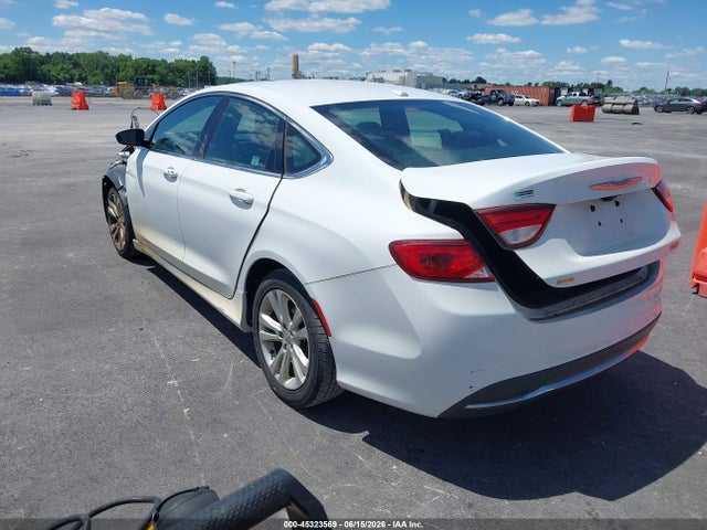 2015 Chrysler 200 LIMITED 照片 3