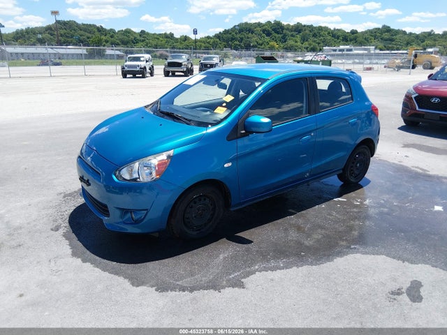 2015 Mitsubishi MIRAGE DE photo 2