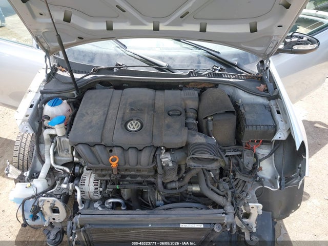 صورة 10 لـ 2013 Volkswagen GOLF 2.5L 2-DOOR