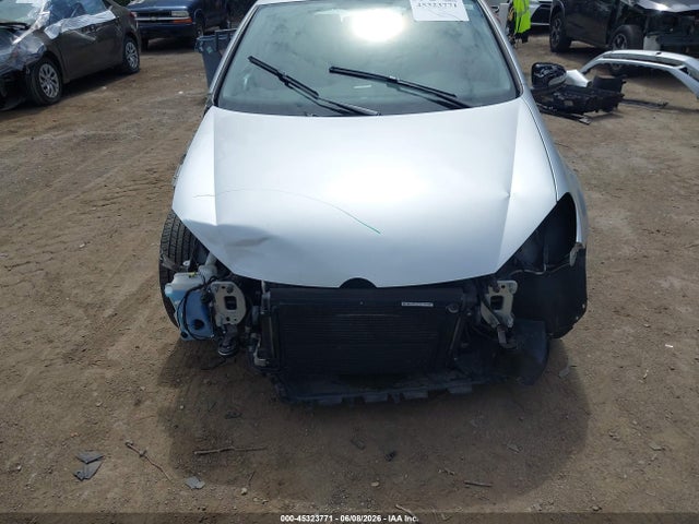 صورة 6 لـ 2013 Volkswagen GOLF 2.5L 2-DOOR