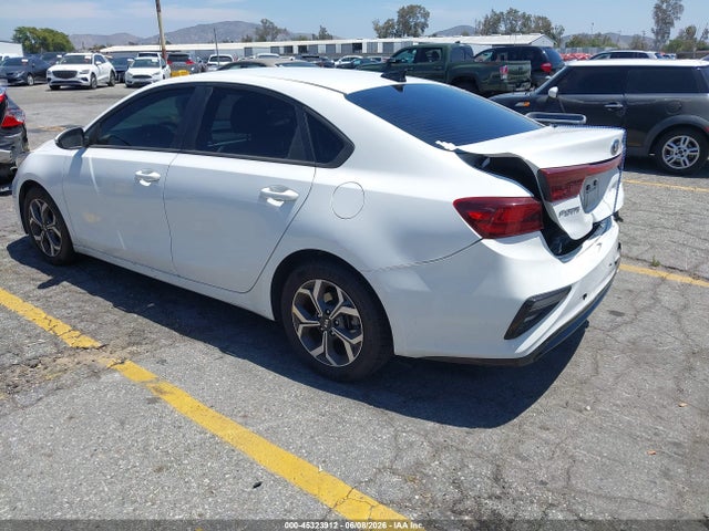 صورة 3 لـ 2021 KIA FORTE LXS