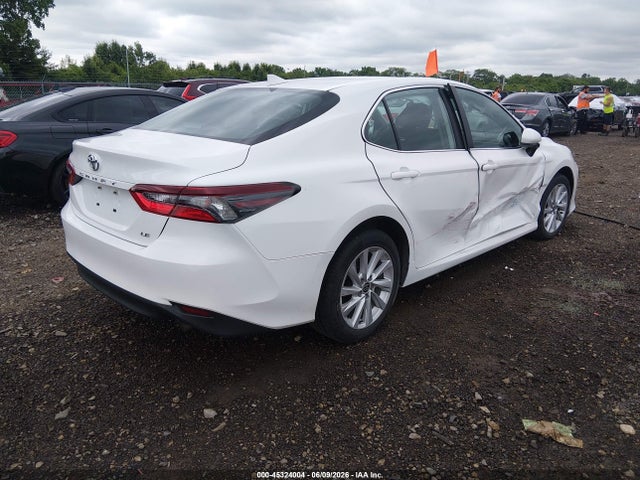 صورة 4 لـ 2023 Toyota CAMRY LE