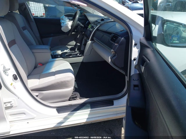 2012 Toyota CAMRY LE photo 5