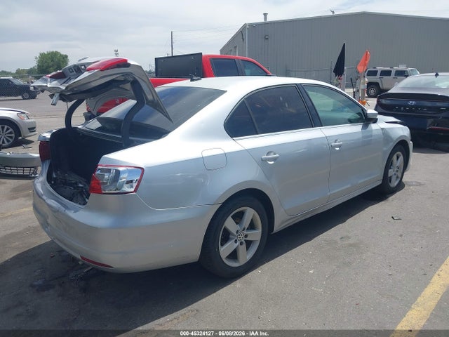 2014 Volkswagen JETTA 2.0L TDI — фото 4