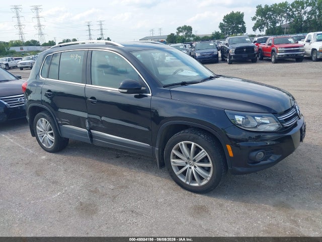 2016 VOLKSWAGEN TIGUAN SE