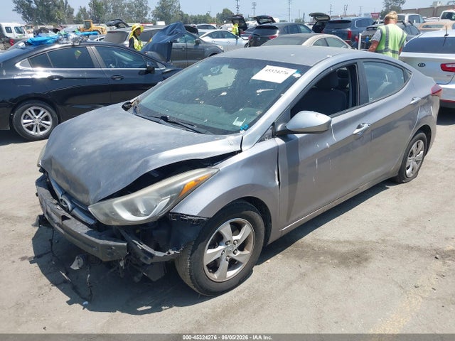 2016 Hyundai ELANTRA SE — фото 2