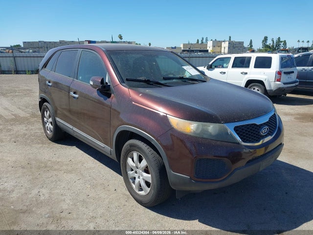 2011 KIA SORENTO LX