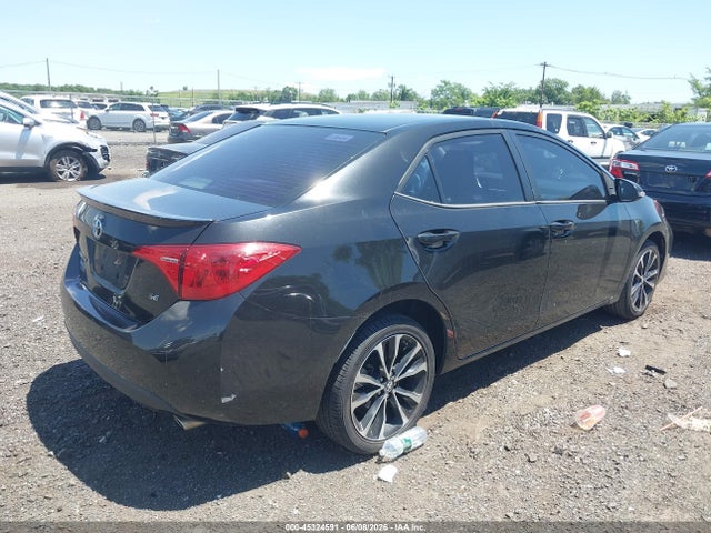 2018 Toyota COROLLA SE — фото 4