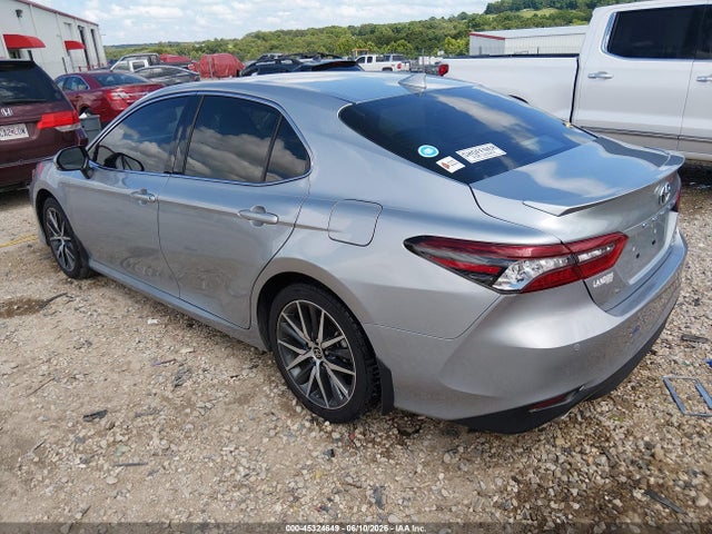 صورة 3 لـ 2024 Toyota CAMRY HYBRID XLE