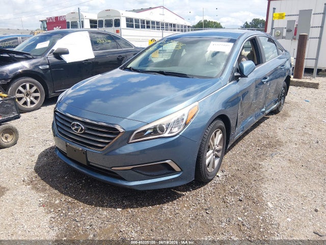 2016 Hyundai SONATA SE — фото 2
