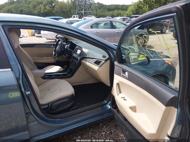 2016 Hyundai SONATA SE — фото 5