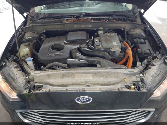 صورة 10 لـ 2020 FORD FUSION HYBRID SE