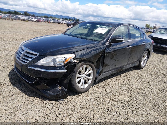 صورة 2 لـ 2013 Hyundai GENESIS 3.8