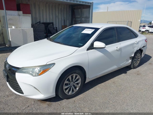 صورة 2 لـ 2015 Toyota CAMRY LE