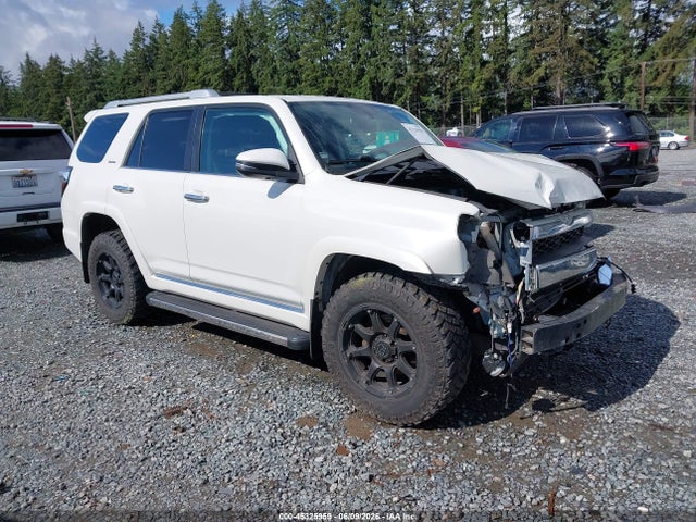 2016 TOYOTA 4R LIMITED