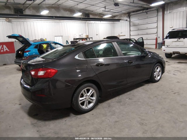 2017 Chevrolet CRUZE LT AUTO 照片 4