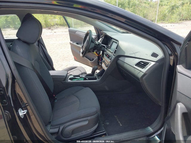 صورة 5 لـ 2019 Hyundai SONATA SE