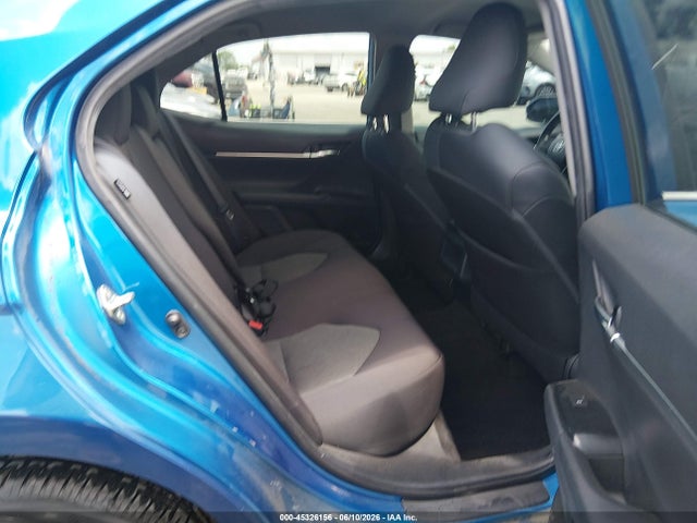 2019 TOYOTA CAMRY LE 8