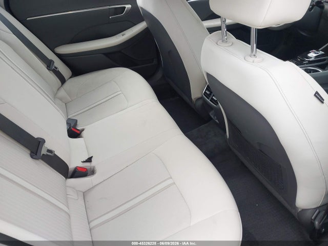 صورة 8 لـ 2023 Hyundai SONATA HYBRID SEL