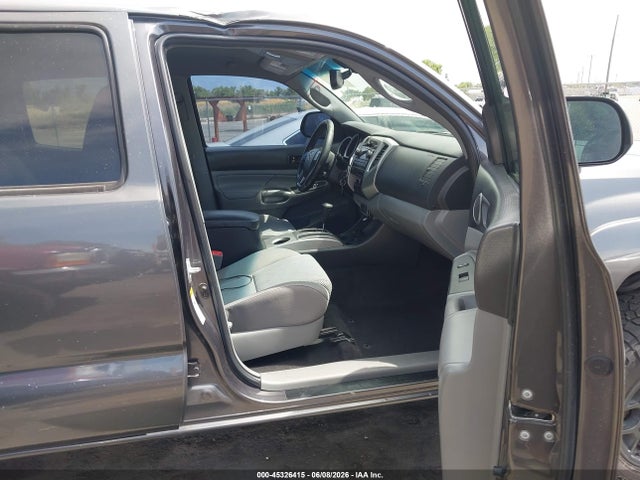 صورة 5 لـ 2012 Toyota TACOMA BASE V6