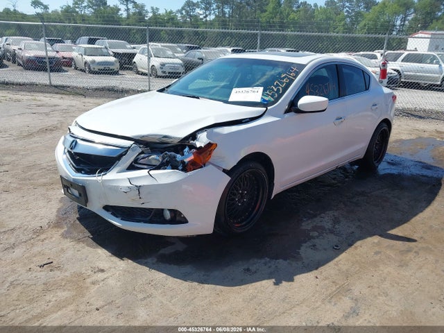 2015 Acura ILX 2.0L — фото 2