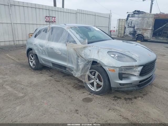 2021 PORSCHE MACAN 