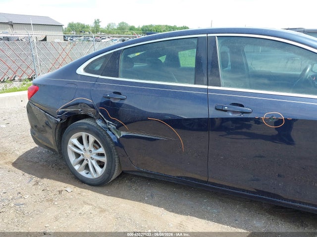 2017 Chevrolet MALIBU 1LT — фото 6