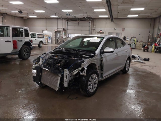 2022 Hyundai ACCENT SE 照片 2