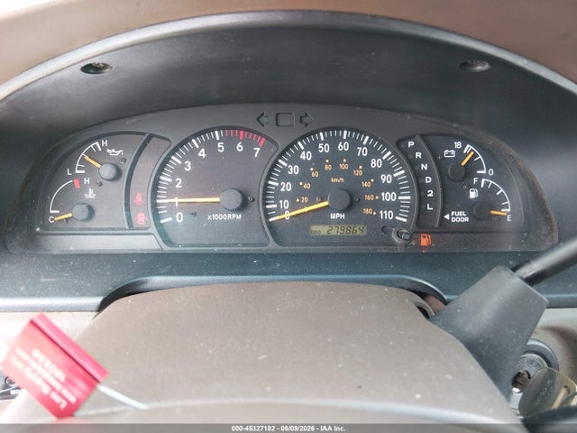 2002 Toyota TUNDRA SR5 V8 照片 7