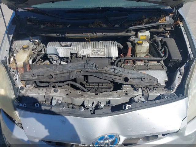 صورة 10 لـ 2011 Toyota PRIUS TWO