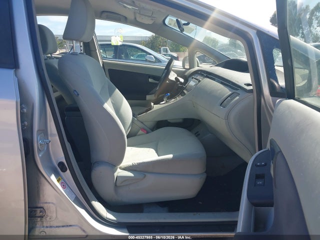2011 Toyota PRIUS TWO 照片 5