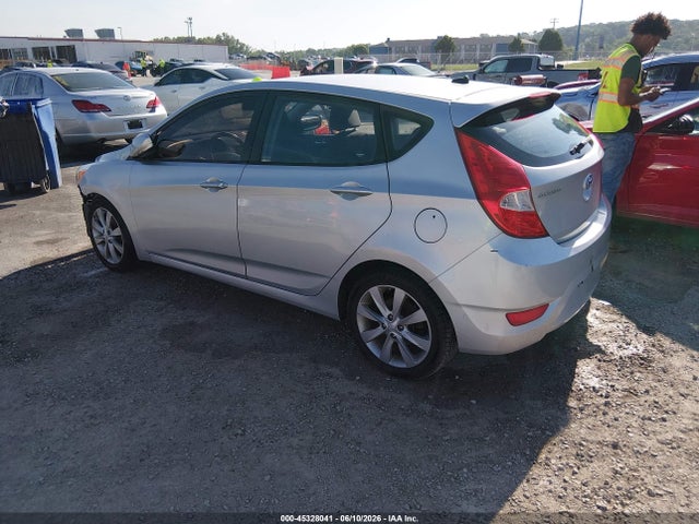 2014 Hyundai ACCENT SE — фото 3