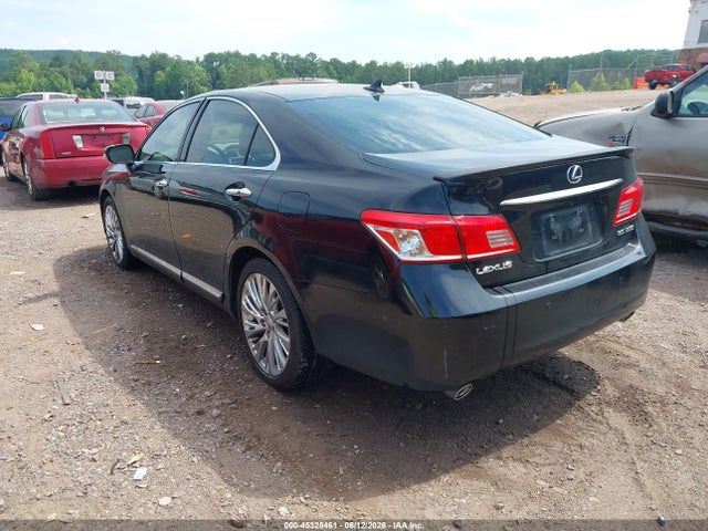 2010 Lexus ES 350 photo 3