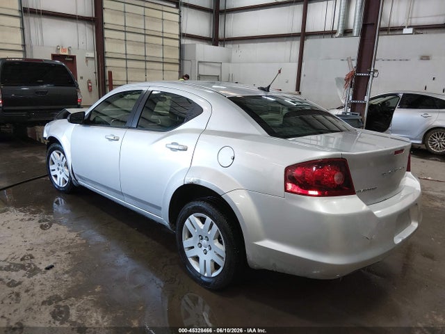 2012 Dodge AVENGER SE — фото 3