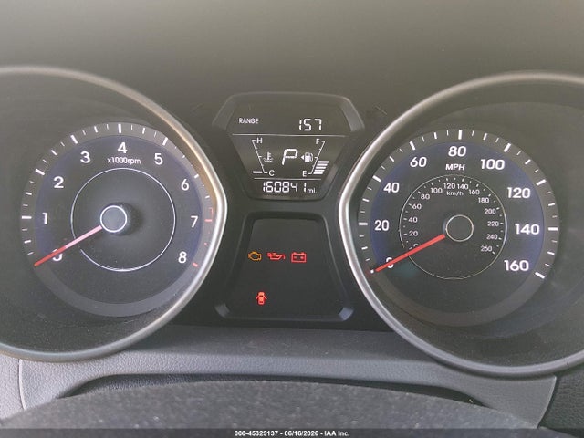 صورة 7 لـ 2016 Hyundai ELANTRA SE