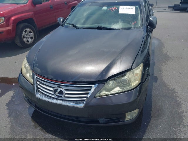 صورة 6 لـ 2010 Lexus ES 350