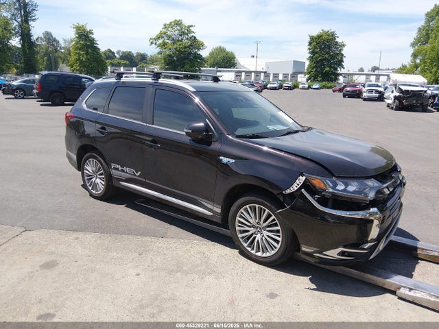 2019 MITSUBISHI OUT GT