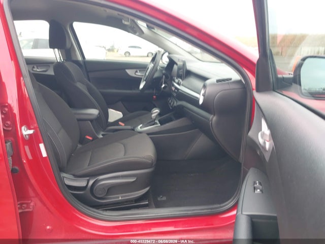 2023 KIA FORTE LXS photo 5