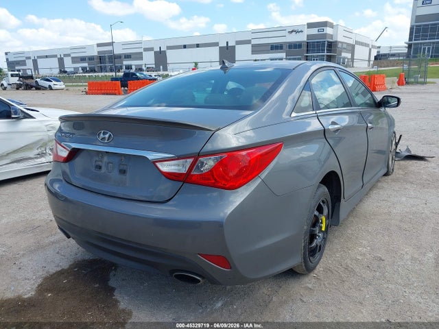 2014 Hyundai SONATA SE — фото 4