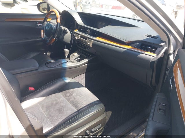 2015 Lexus ES 300H 照片 5