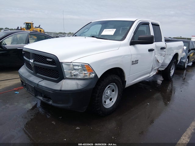 صورة 2 لـ 2018 RAM 1500 TRADESMAN 4X4 6'4 BOX