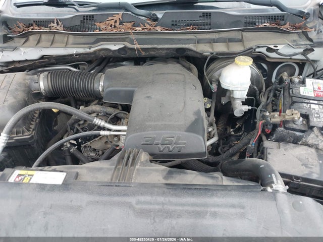 صورة 10 لـ 2018 RAM 1500 TRADESMAN 4X4 6'4 BOX