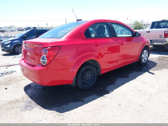 2015 Chevrolet SONIC LS AUTO — фото 4